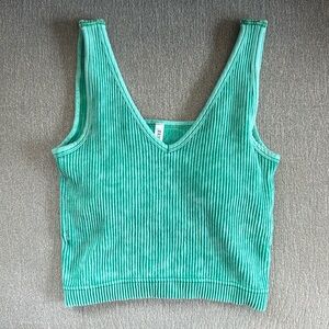 Zenana Outfitters tank top